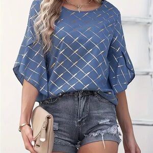 Sexy Medium Top light sheer material. Great with jeans or dress pants!  New!